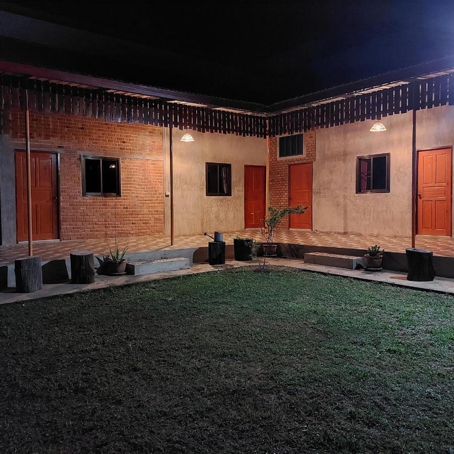 Yoga Homestay Seka Exterior photo